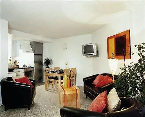 Riverwalk Вотафорд